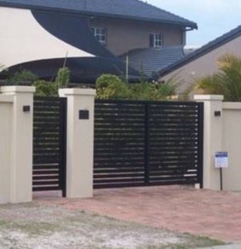 Possible driveway gate                                                                                                                                                                                 More Gates Modern, Entrance Gates Driveway, Gates Driveway, Entrance Foyer Design, Modern Driveway, Backyard Gates, Electric Gate, Iron Garden Gates, Fence Gate Design