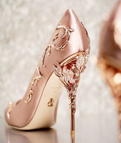 Light Pink Heels, High Heels For Prom, Fancy Heels, Stylish Heels, Chique Outfits, Prom Heels, Heels High, Wedding Shoes Heels, Fancy Shoes