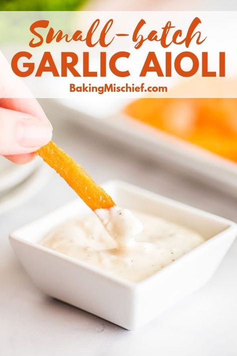 Healthy Garlic Aioli, Aoli Recipe For Artichoke, Artichoke Recipes Dipping Sauce, Artichoke Dipping Sauce Garlic Aioli, Dipping Sauce For Vegetables, Garlic Allioli, Aoli Recipe Aioli Sauce, Pesto Dipping Sauce, Garlic Aoili