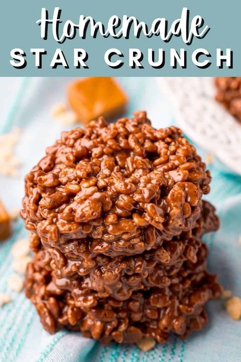 Easy, tasty and full of flavor this Homemade Star Crunch from Tornadough Alli is a nostalgic recipe that will bring back memories of your favorite childhood treat. This recipe makes a perfect snack that everyone will enjoy. Star Crunch Recipe, Homemade Star Crunch, Star Crunch, Crunch Recipe, Homemade Snacks, Holiday Cooking, How Sweet Eats, Krispie Treats, Rice Krispies