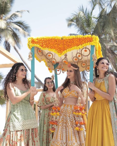 Quirky Bride, Haldi Ceremony Outfit, Bridal Entry, Bride Entry, Bridesmaid Photoshoot, Haldi Outfits, Bridal Photography Poses, Desi Wedding Decor, Bride Photoshoot