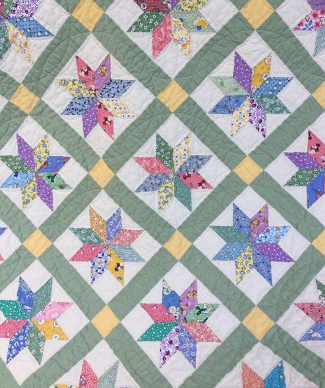 Finish It Up Friday ~ Lemoyne Star | KatyQuilts Lemoyne Star Quilt, 1930s Quilts, Vintage Quilt Blocks, Accuquilt Patterns, Hunters Star, Lemoyne Star, Easy Patchwork, Star Quilt Pattern, Quilts Vintage