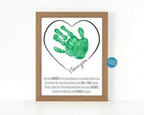 A super cute and simple keepsake gift for those Grandparents with little ones. This handprint heart craft makes the perfect card for Christmas, birthdays, Grandparents Day and Valentine's Day! Print the 8x10" template on card stock and using a paint of your choice just add your child's print to the template. Handprint Heart, Grandparents Day Cards, Handprint Keepsake, Cadeau Grand Parents, Handprint Craft, Footprint Art, Simple Gift, Craft Kits For Kids, Handprint Art