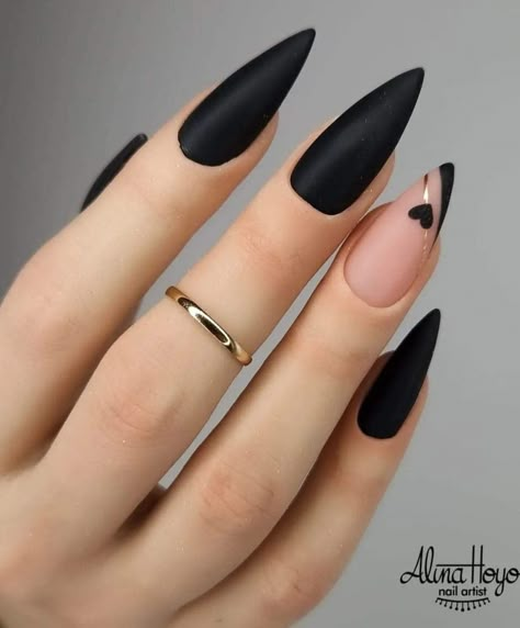 Pastel Pink Nail Designs, Black Nail Art, Nails Polish, Nagel Inspo, Fancy Nails, Chic Nails, Valentine's Day Nails, Cute Acrylic Nails, Stiletto Nails