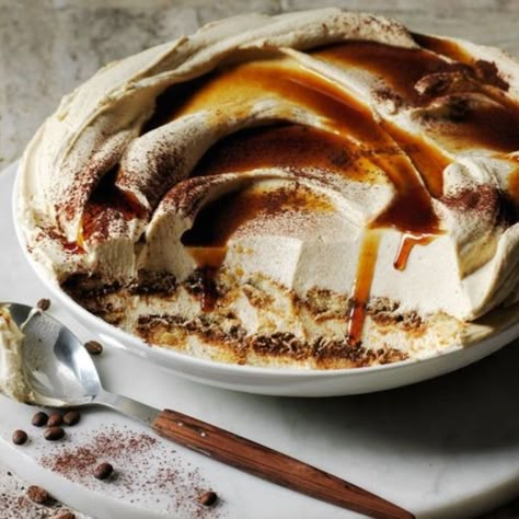 Choose the best quality mascarpone for this luscious recipe for an espresso martini tiramisu. Espresso Martini Trifle, Espresso Martini Tiramisu, Espresso Tiramisu, Tiramisu Recipes, Best Tiramisu Recipe, Best Tiramisu, Expresso Martini, Italian Tiramisu, Espresso Martini Recipe