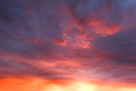 Twilight sky in glowing clouds - yarvin13 Twilight Sky Aesthetic, Dusk Court, Glowing Clouds, Moodboard Images, Sunset Photography Nature, Sunset Landscape Photography, Glow Cloud, Stormy Skies, Art Foundation