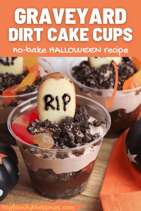 Graveyard Pudding Cups Dirt Cake, Dirt Pie Cups, Halloween Dirt Cups Recipe, Cup Of Dirt Dessert Halloween, Dirt Cake Cups Halloween, Halloween Graveyard Dirt Cups, Simple Dirt Cake, Dirt Cake Graveyard, Graveyard Dessert Dirt Cake