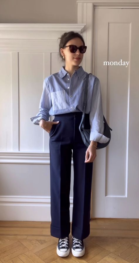 Navy Pants Outfit Women, Navy Trousers Outfit Women, Striped Trousers Outfit, Navy Blue Shirt Outfit, Navy Blue Pants Outfit, Blue Trousers Outfit, Navy Pants Outfit, White Striped Shirt Outfit, Blue Striped Shirt Outfit