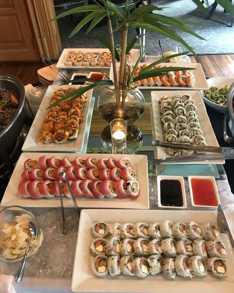 Sushi Bar For Wedding, Bridal Shower Sushi Bar, Sushi And Sake Party, Sushi Bar Party Ideas, Sushi Graduation Party, Sushi Station Ideas, Sushi Display Presentation, Sushi Bachelorette Party, Japanese Bridal Shower Ideas