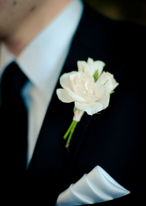 The men will wear boutonnieres of white spray roses and gray dusty miller wrapped in soft gold ribbon Spray Roses Boutonniere, Boutonniere Ideas, White Rose Boutonniere, White Spray Roses, White Boutonniere, Groomsmen Boutonniere, Rose Boutonniere, Boda Mexicana, Prom Flowers