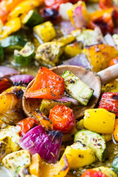 Spoon full of roasted vegetables Roasted Veggies Mediterranean, Greek Roasted Vegetables Oven, Oven Roasted Mediterranean Vegetables, Greek Veggies Roasted, Mediterranean Vegetable Recipes, Greek Veggies, Greek Roasted Vegetables, Mediterranean Veggies, Autumn Veggies