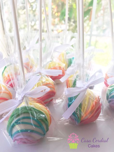 Cake Pops Rainbow, Rainbow Cake Pops, Pastel Rainbow Cake, Rainbow Cakes, Wedding Cake Pops, Cake Kids, 4 Birthday, Baking Business, Rainbow Cake