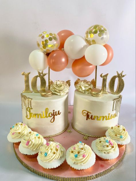 Birthday cakes for twins Twin Birthday Cakes Daughters, Double Cakes For Birthdays, 1 St Birthday Cake For Twins, Double Birthday Cake Ideas, Twin Birthday Cake Ideas, Cake For Twins Girls Birthday, Double Birthday Cake Boy And Girl, Cake Designs For Twins, Twins Cake Design