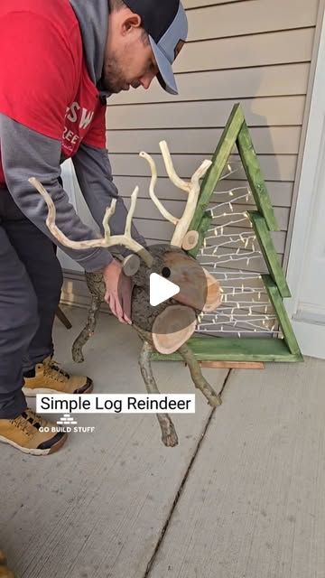 Twig Reindeer Diy, Reindeer Logs, Reindeer Tracks, Stick Reindeer, Log Reindeer, Reindeer Christmas Decorations, Diy With Wood, Reindeer Diy, Log Crafts