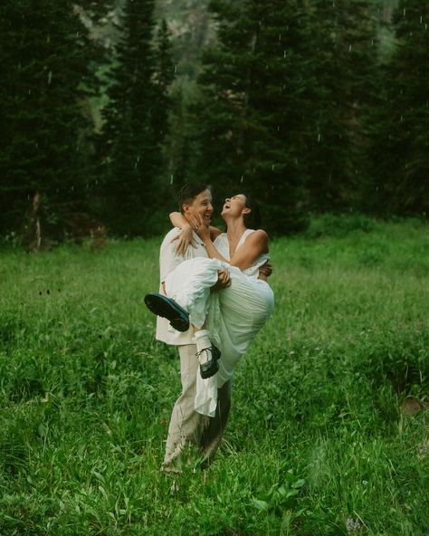 Pouring rain and rainbows 🌧️ #engagement Engagement Pics In The Rain, Engagement Photos Rain, Rainy Day Engagement Pictures, Rain Proposal, Couples Rain Photoshoot, Rain Photoshoot, Rainy Photoshoot, Rainy Engagement Photos, Themed Engagement Photos