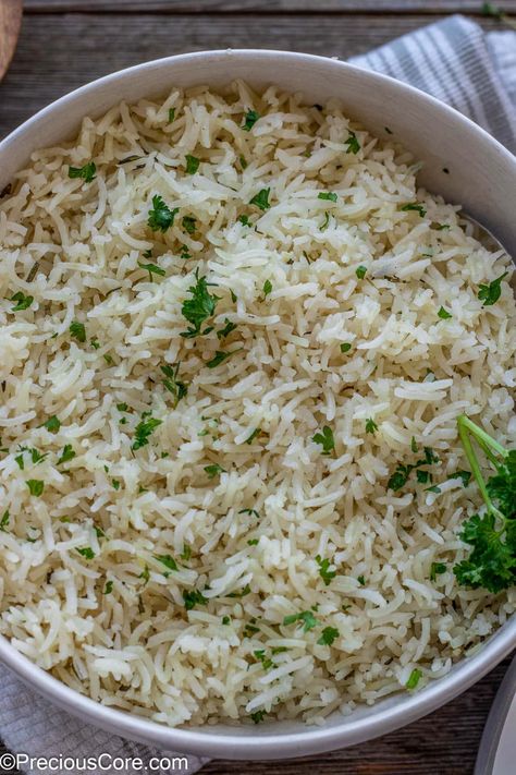 Thyme Rice Recipe, Garlic Herb Brown Rice, Herbed Rice Recipes, Herb And Butter Rice, Herb Rice Recipes, Garlic And Herb Rice, Garlic Herb Rice, Thyme Rice, Herby Rice