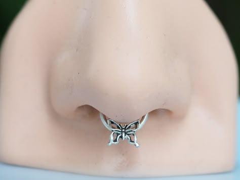 Cute Septum Nose Rings, Y2k Septum Piercing, Septum Ring Jewelry, Butterfly Septum Ring, Cute Septum Jewelry, Cute Septum Piercing Jewelry, Cool Septum Jewelry, Cute Septum Piercing, Butterfly Septum