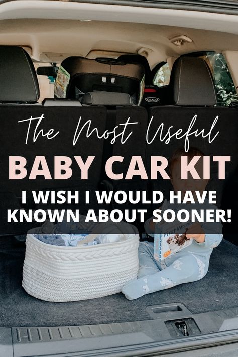 What a great mom hack! I hate lugging around a diaper bag so this baby car kit idea is genius! Newborn Car Organization, Baby Emergency Car Kit, Car Organization For Moms, Sports Mom Car Essentials, Newborn Car Essentials, Summer Mom Car Essentials, Baby Emergency Kit, Mom Car Necessities, Mom Car Kit