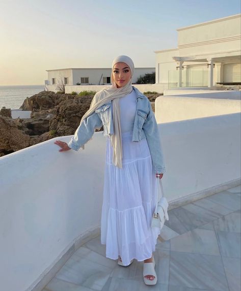 Modest Vacation Dresses, Summer Vacation Modest Outfits, Vacation Outfits Modest, Modest Vacation Outfits, Hijabi Summer, Hijabi Summer Outfits, Hijabi Fashion Summer, Summer Modest Outfits, Modest Spring Outfits