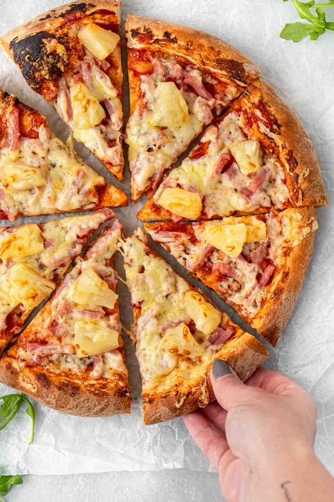 Ham and Pineapple Pizza - Eight Forest Lane Simple Pizza Toppings, Ham And Pineapple Pizza, Pizza Toppings Combinations, Ham And Pineapple, Slow Beef Stew, Homemade Pesto Recipe, Slow Cooker Chicken Curry, Inexpensive Dinners, Pizza Dough Recipe Easy