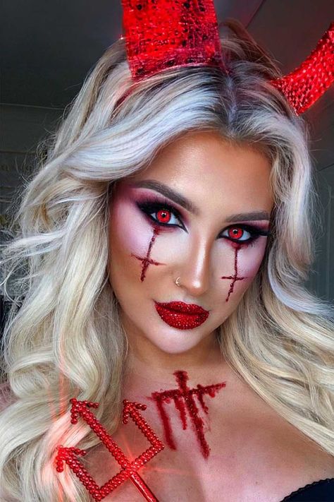 DIY Halloween Hairstyles For Long Hair ★ Blonde Devil Halloween Hairstyle Womens Devil Makeup, Trucco Halloween Diavolo, Devil Makeup Looks Halloween, Devil Makeup Halloween Easy, Devil Makeup Halloween Pretty, Halloween Makeup Devil, Halloween Devil Makeup, Devil Makeup Look, Devil Halloween Makeup