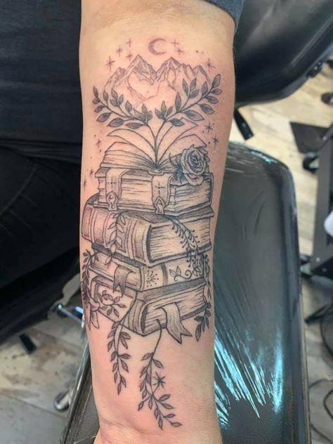 Wrist Tattoo Designs For Women, Reader Tattoo, Book Lover Tattoo, Book Tattoo Ideas, Wrist Tattoo Designs, Bookish Tattoos, Literary Tattoos, Mythology Tattoos, Different Tattoos