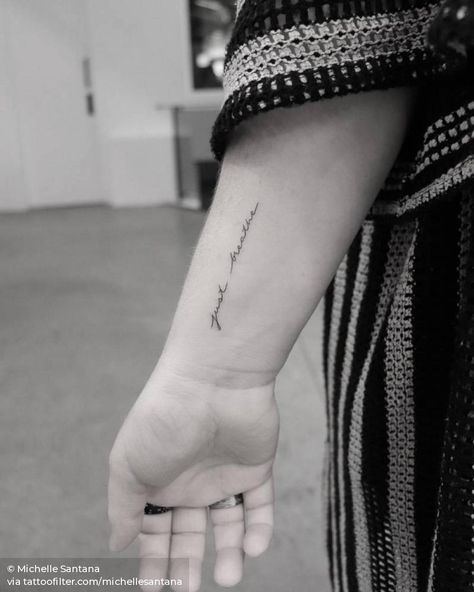 Just Breathe Tattoo, Wörter Tattoos, Forearm Tattoo Women, Delicate Tattoo, Small Wrist Tattoos, Wrist Tattoos For Women, Tattoo Videos, Little Tattoos, Symbolic Tattoos