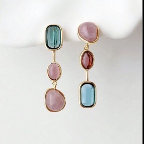 Bohemian Drop Earrings In Gold Hardware New (Boutique Packaging). A164 **Let Me Know If You Like To Bundle With Another Listing! **I Always Accept Reasonable Offers Cute Earrings Cute Jewelry Dainty Jewelry Summer Vacation Cute Outfits Trendy Jewelry Formal Jewelry Wedding Earrings Lovers Gift Holiday Gift Gift For Her Tags : Anthro Anthropologie Free People We The Free Zara Zara Jewelry Lili Pulitzer Kendra Scott 8 Other Reasons Lili Clasps For Love And Lemons Ettika Shashi Natalie B Jewelry Fi Asymetrical Earrings, Boutique Packaging, Jewelry Formal, Anthropologie Jewelry Earrings, Striped Earrings, Formal Jewelry, Stud Fashion, Zara Jewelry, Hammered Earrings