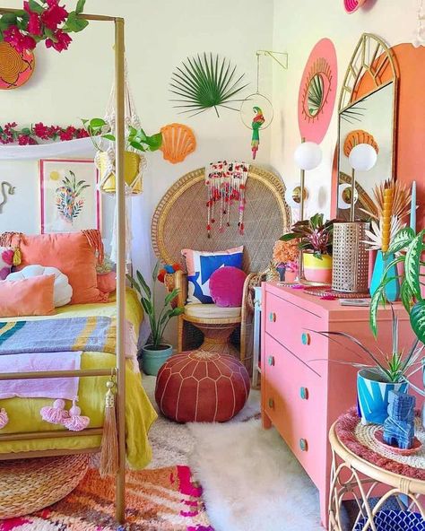 [PaidLink] Make Room With All Pink Decorative Meterial. #brightcolorminimalistbedroom Colourful Retro Bedroom, Summer Themed Room Bedrooms, Hawaii Theme Room Ideas, Summer Theme Room Ideas, Fun Color Bedroom Ideas, Trendy Maximalist Bedroom, Boho Bedroom With Color, Bohemian Room Bedroom, Colorful Bedroom Asthetics