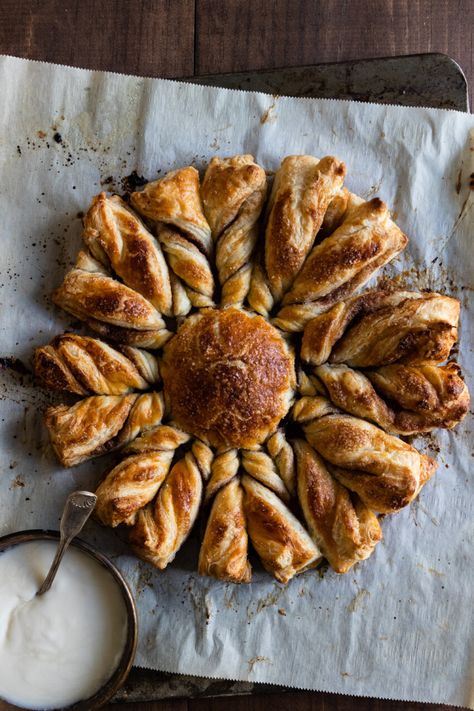 Puff Pastry Star with Cinnamon Sugar - Good Things Baking Co Cinnamon Star Bread Recipe, Star Bread Recipe, Cinnamon Star Bread, Dried Fig Recipes, Puff Pastry Twists, Star Bread, Puff Pastry Desserts, Cinnamon Twists, Easy Puff Pastry