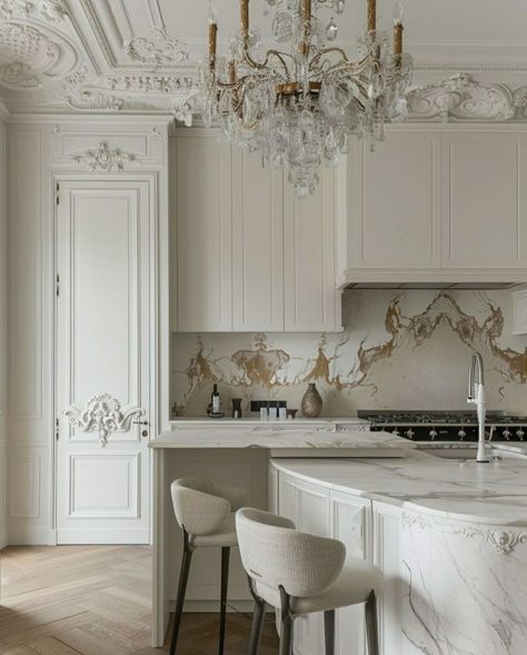 Parisian Apartment Kitchen, French Parisian Kitchen, Classic French Kitchen, Modern French Kitchen, Classic Majlis, Kitchens 2024, Traditional White Kitchen, French Style Kitchen, Parisian Kitchen