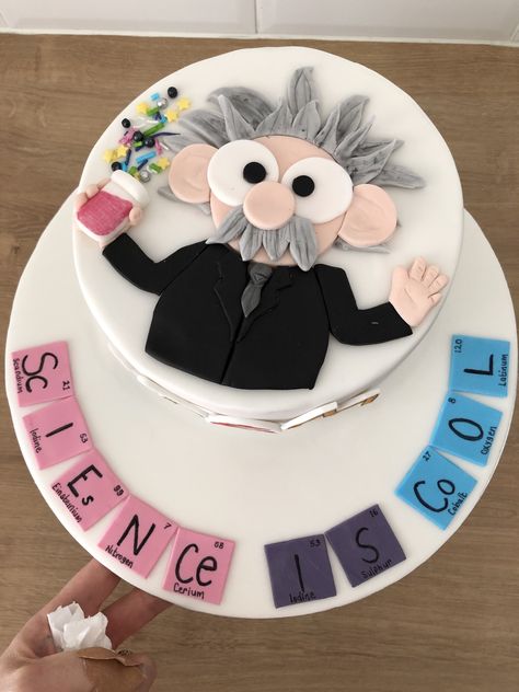 Physics Cake, Physics Cake Ideas, Chemist Cake Ideas, Cake For Physics Teacher, Science Themed Cake, Science Lab Cake Ideas, Science Party Cake Ideas, Mad Science Birthday Cake, Teachers Day Cake