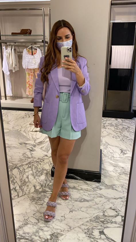 Stylish combination, pastel colors, lilac outfit Lilac Color Block Outfit, Lavender Green Outfit, Lilac Green Outfit, Lavender Women Outfits, Women Pastel Outfit, Lilac Blazer Outfit Casual, Pastel Outfits Ideas, Color Block Blazer Outfit, Purple Spring Outfits