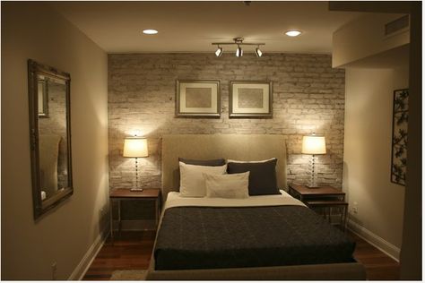 Simple bedroom without windows Basement Master, Small Basement Bedroom, Basement Guest Rooms, Designer Couch, Basement Lighting, Basement Laundry Room, Modern Basement, Basement Bedroom, Basement Apartment