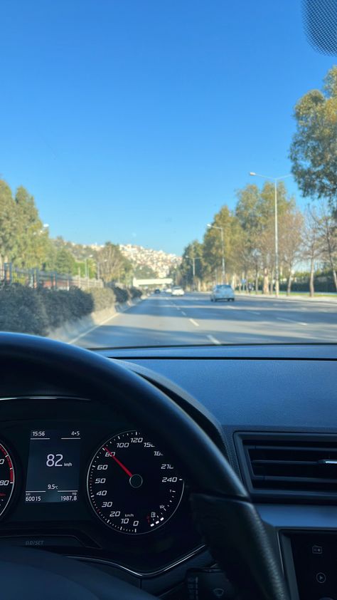 Driving Pictures Daytime, Matin Aesthetic, Car Driving Pic, Driving Morning, Car Driving Aesthetic, Snapchat Car, Driving Car Aesthetic, B13 Nissan, Driving Aesthetic