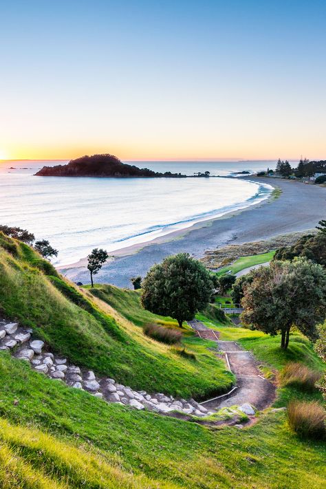 Aloita Resort, North Island New Zealand, New Zealand Adventure, Nz Travel, Mount Maunganui, New Zealand Landscape, New Zealand Travel, Beautiful Places To Visit, Dream Vacations