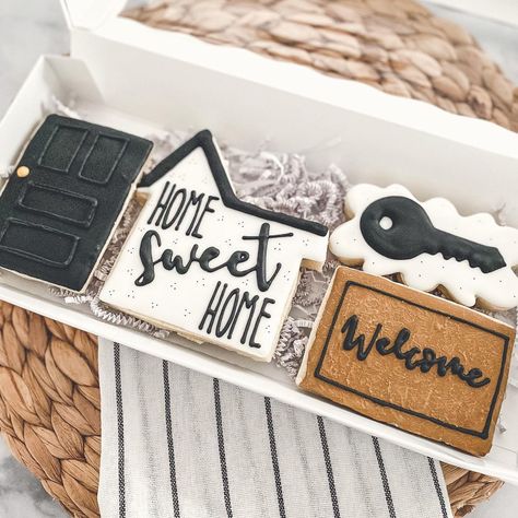 Open House Gift Ideas, Real Estate Gift Ideas, Gift From Realtor To Buyers, Home Buyer Gifts From Realtor, Real Estate Cookies, Open House Cookies, First Time Home Buyer Gift, New House Gift, New Realtor Announcement Ideas