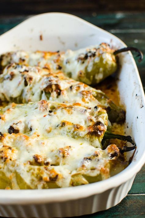 Spiced Pork Stuffed Hatch Chile - The Flavor Bender Stuffed Hatch Peppers, Hatch Pepper Recipes, Hatch Green Chili Recipe, Hatch Chili Recipes, Hatch Peppers, Hatch Chile Recipes, Green Chile Recipes, Green Chili Recipes, Chili Pepper Recipes