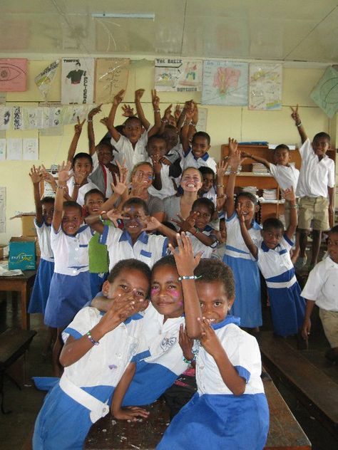 #helpinternational volunteers teach school children in #fiji  www.help-international.org Helping Kids Aesthetic, Volunteer In Africa Aesthetic, Volunteering In Africa Aesthetic, Volunteer Abroad Aesthetic, Fiji Volunteering, Helping People Aesthetic, Tanzania Volunteer, Kenya Volunteering, Humanity Aesthetic