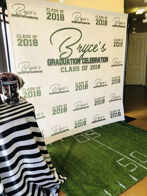 2018 Football themed Graduation Party | CatchMyParty.com Guys Graduation Party, Boys High School Graduation Party, Boys Graduation Party, End Of School Party Ideas, End Of School Party, School Party Ideas, High School Graduation Party Decorations, Boy Graduation, Graduation Party High