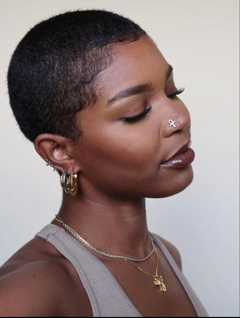 Buzzed Natural Hair, Buzzed Black Hair Women, B Simone Short Hair, Buzzed Hair Women Black, Black Women Low Cut Hairstyles, Buzz Cut Black Women 4c Hair, Shaved Natural Hair Black Women, Buzzcut Women Black, 4c Buzz Cut Black Women