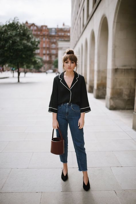 THE PYJAMA BLOUSE THAT KEEPS ON GIVING Pyjama Shirt Outfit, Pajama Top Outfit, Summer Goth Outfits, Alice Catherine, Pajama Outfit, Minimalist Shoes, Blouse Outfit, Pajama Top, Shirt Outfit