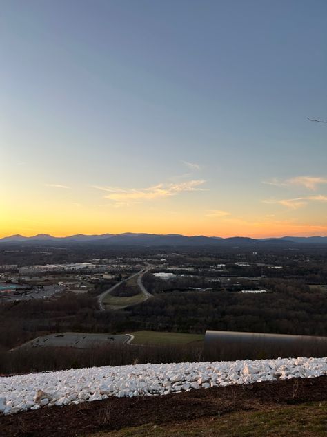 Lynchburg Virginia, Cinematic Photography, Northern Virginia, Get Outside, Travel Usa, North Carolina, Virginia, The Outsiders, History