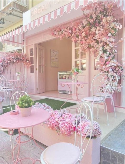 Cafe Pink Design, Local Bakery Design, Pink Bakery Shop, Cute Pink Cafe Interior, Pink Cafe Interior Design, Pink Bakery Aesthetic Interior, Cute Pink Bakery, Pink Bakery Interior, Cute Cafe Background