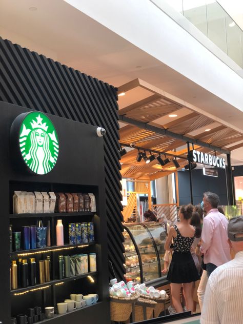 #starbucks #shop #shopping #coffee #aesthetic Starbucks Cafeteria Interior Design, Starbucks Shop Design, Starbucks Interior Aesthetic, Starbucks Shop Aesthetic, Starbucks Cafe Interior, Starbucks Interior Design, Starbucks Counter, Starbucks Restaurant, Starbucks Cafeteria