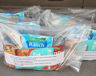 Food Pantry Birthday Kits, Taco Kit Ideas, Meal Swap Ideas, Shelf Stable Meals In A Bag, Food Pantry Meal Kits, Shelf Stable Pantry Meals, Meal Kits Ideas, Shelf Stable Breakfast Ideas, Diy Meal Kits Recipes