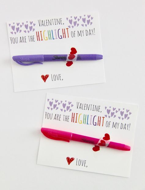 This Highlighter Valentine Card with Free Printable is the perfect Valentine for school age kids! There is nothing better than a useful and cute gift idea!