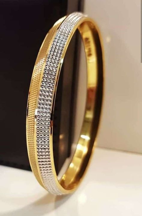 Jents Braslet Gold, Boys Kada Design Gold, Kadiyam For Men Gold Latest, Mens Bracelet Gold, Gents Kada, Mens Bracelet Gold Jewelry, Man Gold Bracelet Design, Beautiful Gold Rings, Antique Gold Earrings