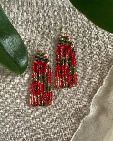 Flower Fringe Earrings, Beaded Poppy Earrings, Miyuki Pattern, Loom Designs, Fringe Earring, Beadwork Earrings, Bead Loom Designs, Handmade Jewelry Box, Beaded Earrings Patterns