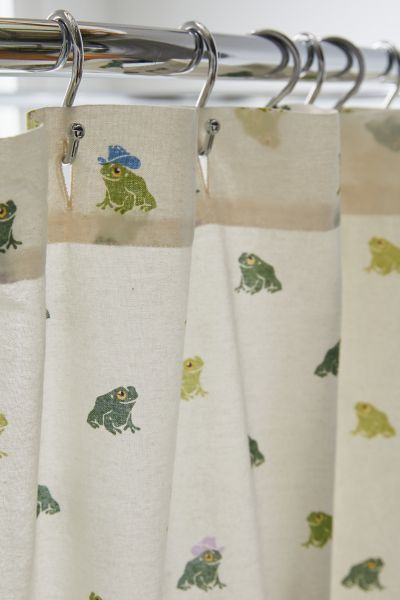 Shower Curtain Sets With Rugs, Frog Themed Bathroom, Goblincore House, Frog Bathroom Decor, Frog Bathroom, Cowboy Frog, Themed Bathroom, Frog Decor, Pinterest Contest